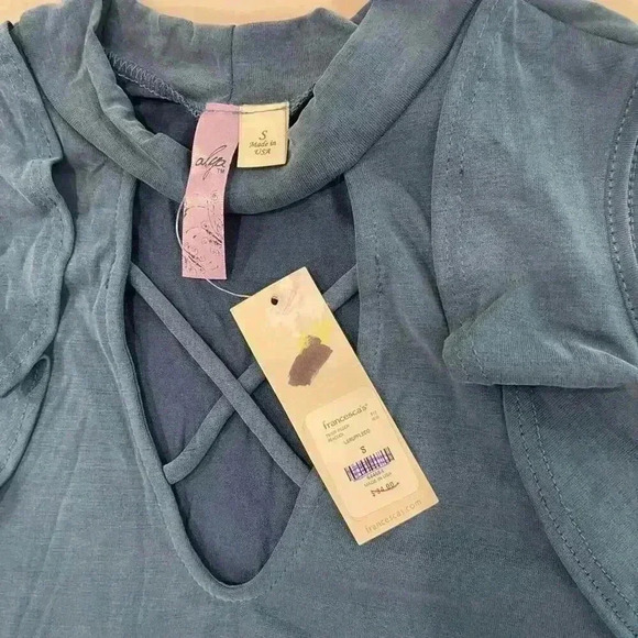 Francescas NWT Alya Blue Cold Shoulder Ruffle Long Sleeve Blouse Women’s Small - Picture 5 of 8